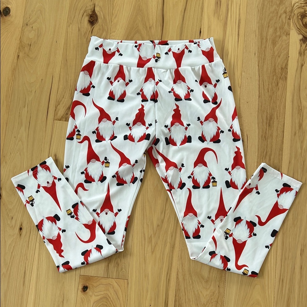 Amazon Gnome Leggings Size XL